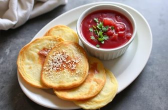 Блинчики и борщ: как два разных блюда попадают в одно меню и в сердце